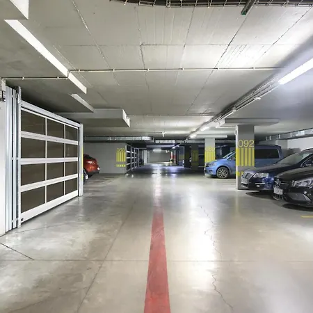 Center Parking By Impero Apartmán Poznaň