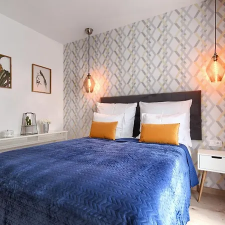 Appartement Center Parking By Impero