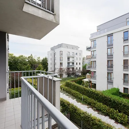 Impero Garden-poznań Parking * Poznań