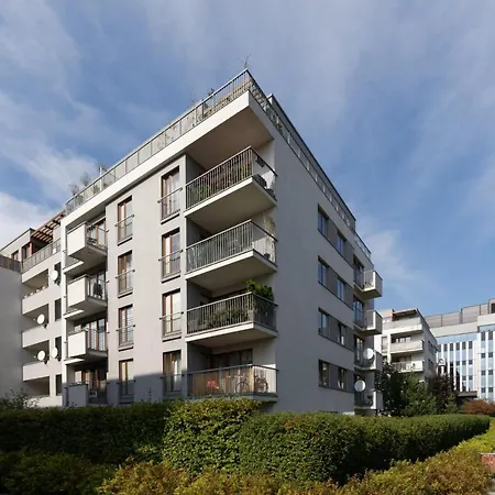 Apartament Impero Garden-poznań Parking